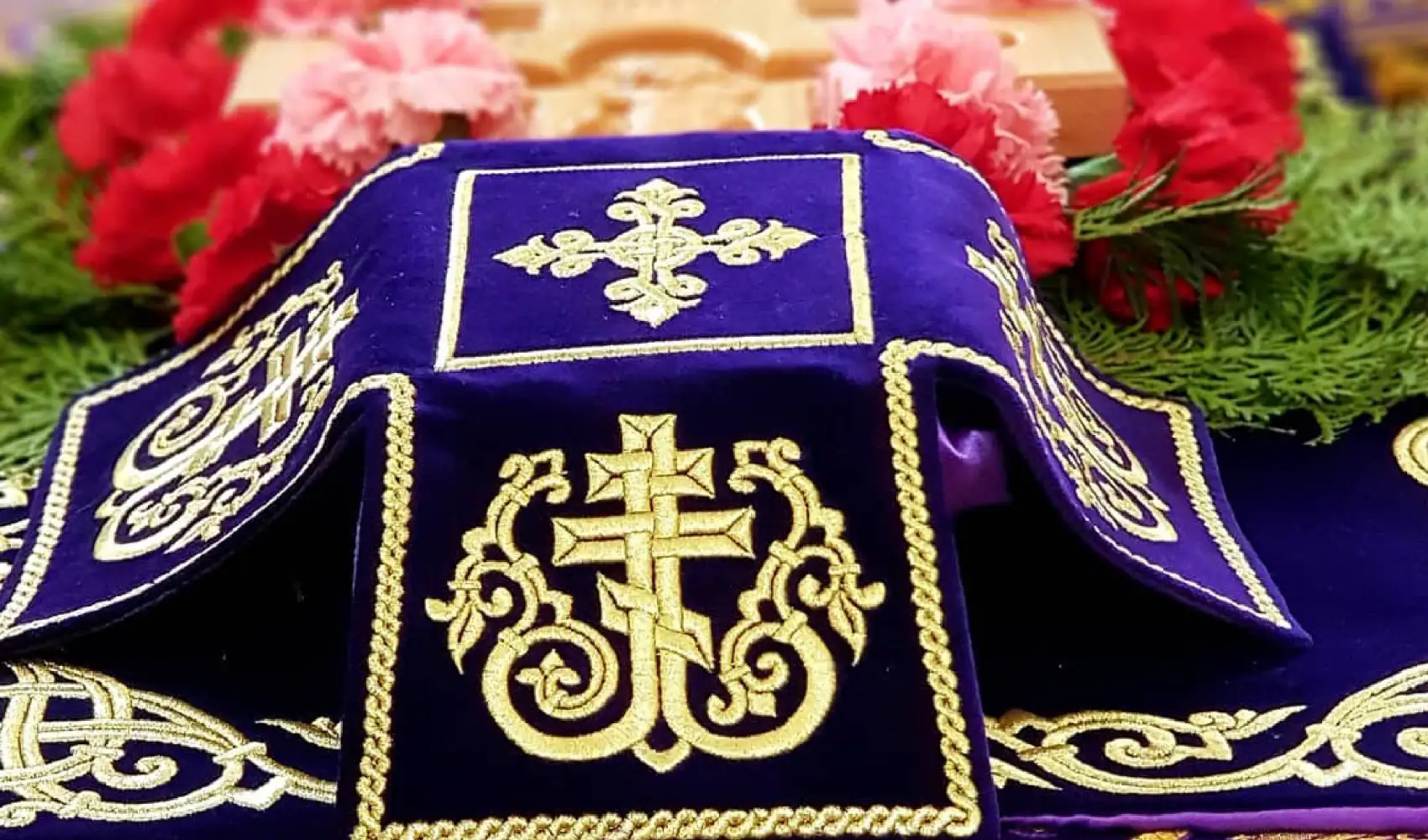 Les couleurs liturgiques : signification et usage dans la liturgie orthodoxe