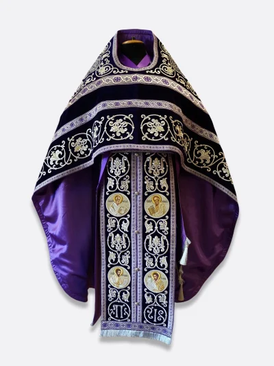 Phélonion brodé « Dormition » — velours violet, fil argenté